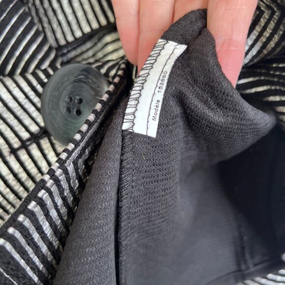 Joseph Ribkoff Black Gray Geometric Structured Collar Blazer Jacket Size 22 - Picture 10 of 11